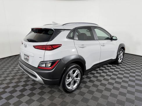 Used 2022 Hyundai Kona SEL image 8