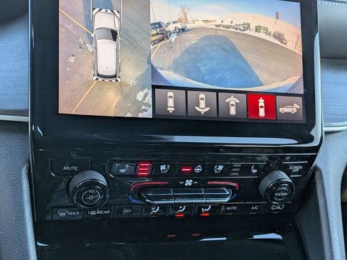 Used 2024 Jeep Grand Cherokee L Limited w/ Luxury Tech Group II AWD/4WD image 17