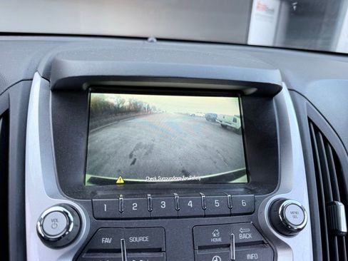 Used 2012 Chevrolet Equinox LT image 17