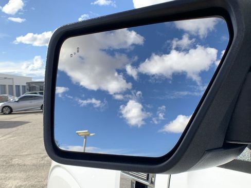 Used 2023 Ford F150 XLT image 16