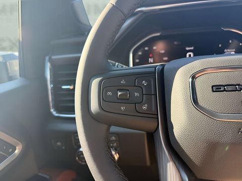 New 2026 GMC Sierra 2500 Denali Ultimate AWD/4WD image 18