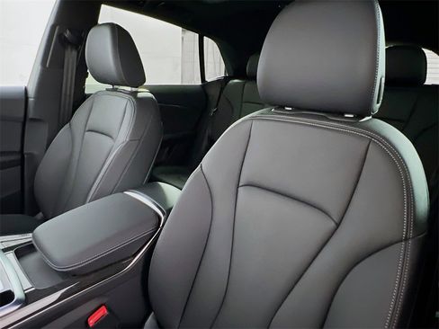 New 2025 Audi Q8 Premium image 11