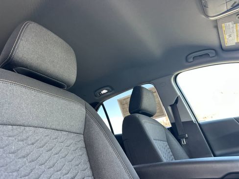Used 2019 Chevrolet Equinox LT AWD/4WD image 17