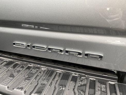 Used 2026 GMC Sierra 2500 Denali w/ Denali Reserve Package image 6