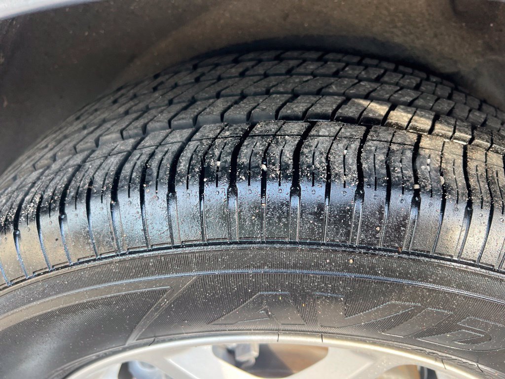 Used 2024 Chrysler Pacifica Touring-L FWD image 38