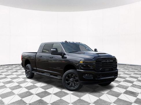 New 2026 RAM 2500 Laramie AWD/4WD image 7
