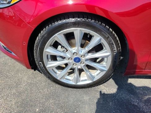Used 2017 Ford Fusion Platinum FWD image 14
