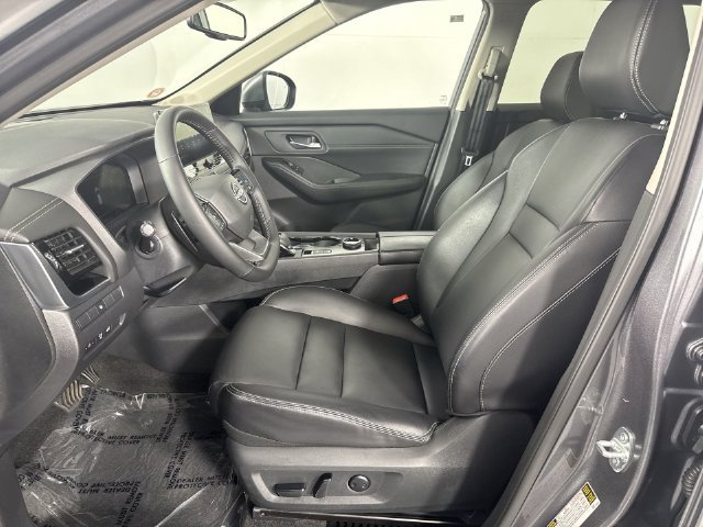 Used 2026 Nissan Rogue SL AWD/4WD image 18