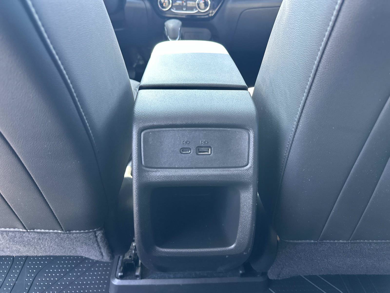 Certified 2024 Chevrolet Trax LT w/ Sunroof Package FWD image 13