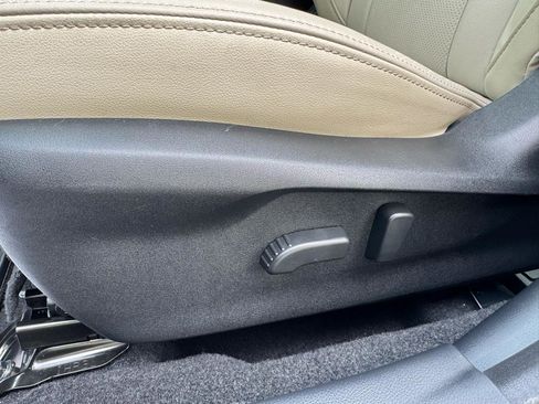 Used 2017 Subaru Impreza 2.0i Limited image 24