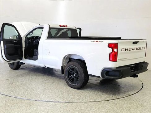 Used 2021 Chevrolet Silverado 1500 W/T w/ WT Value Package AWD/4WD image 11