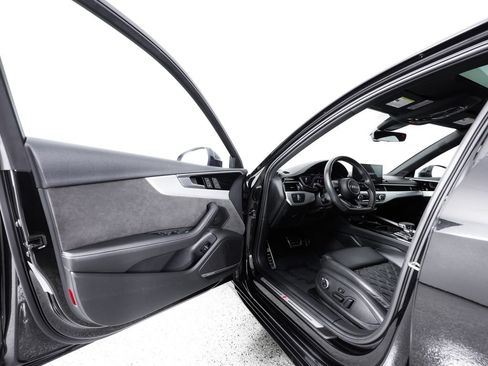 Used 2020 Audi S4 Prestige AWD/4WD image 22