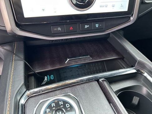 Used 2023 Ford Expedition Platinum image 27