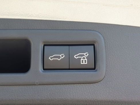 Used 2025 Lexus RX 350h w/ Convenience Package image 15