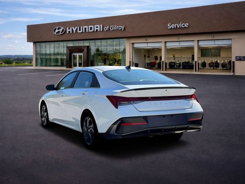 New 2026 Hyundai Elantra SEL Sport Premium FWD image 5