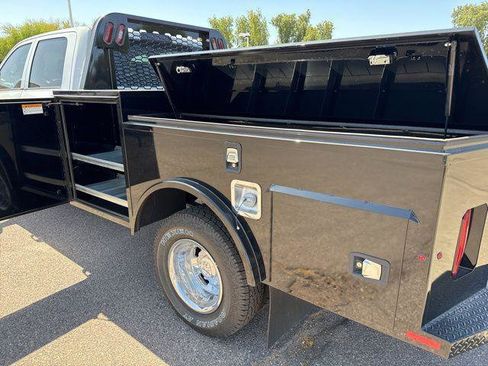 New 2024 RAM 3500 Tradesman w/ Chrome Appearance Group image 14