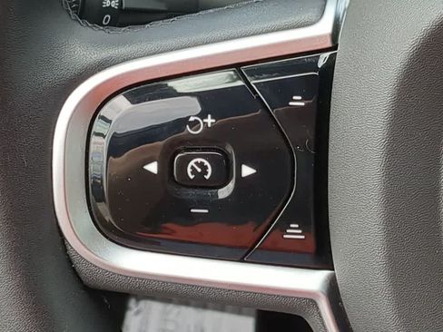 Certified 2026 Volvo XC90 B6 Plus AWD/4WD image 22