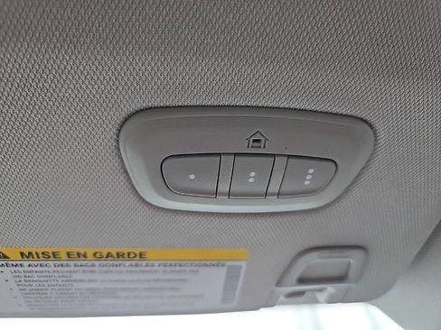 Used 2023 Jeep Grand Cherokee L Limited w/ Black Appearance Package image 32