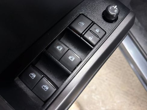 Used 2023 Toyota Tacoma TRD Off-Road RWD image 17