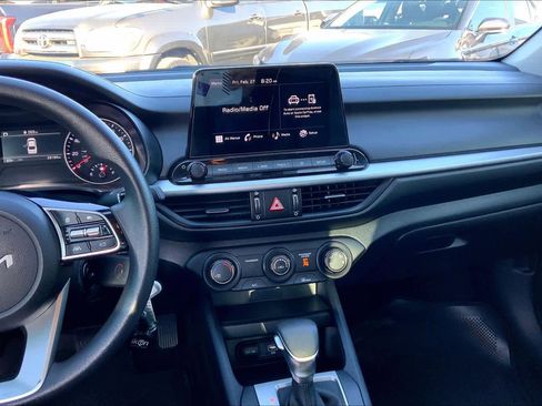 Used 2024 Kia Forte LXS image 7