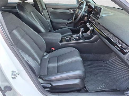 Used 2022 Honda Civic Sport image 15