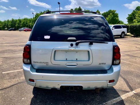 Used 2008 Chevrolet TrailBlazer LT w/ Sun And Sound Package RWD image 4