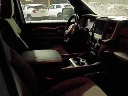 Used 2021 RAM 1500 Big Horn image 6