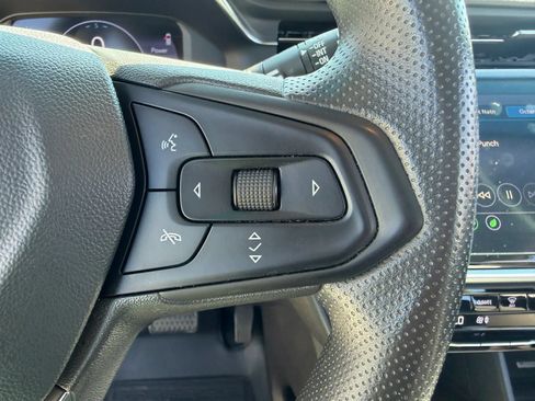 Used 2022 Chevrolet Bolt LT FWD image 15