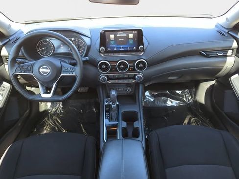 Certified 2024 Nissan Sentra SV FWD image 9
