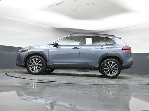 Used 2023 Toyota Corolla Cross XLE image 27