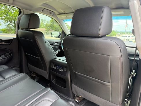 Used 2020 GMC Yukon XL SLT AWD/4WD image 48