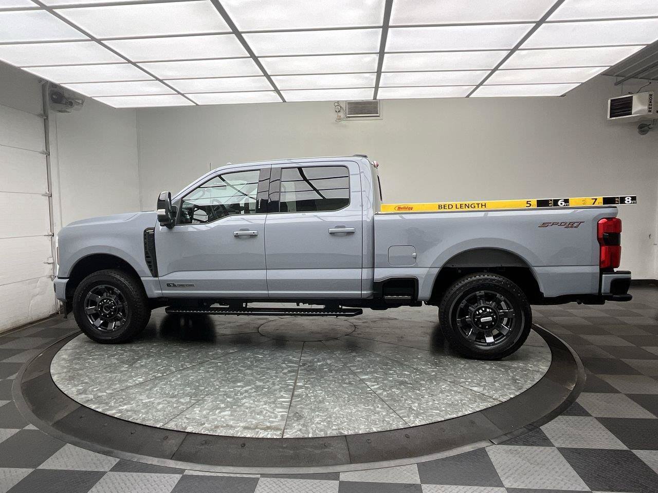 Certified 2024 Ford F250 Lariat w/ Lariat Ultimate Package AWD/4WD image 8