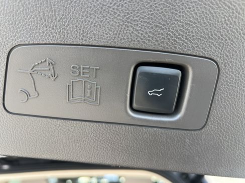 Certified 2021 Lincoln Corsair Reserve w/ Equipment Group 201A image 34