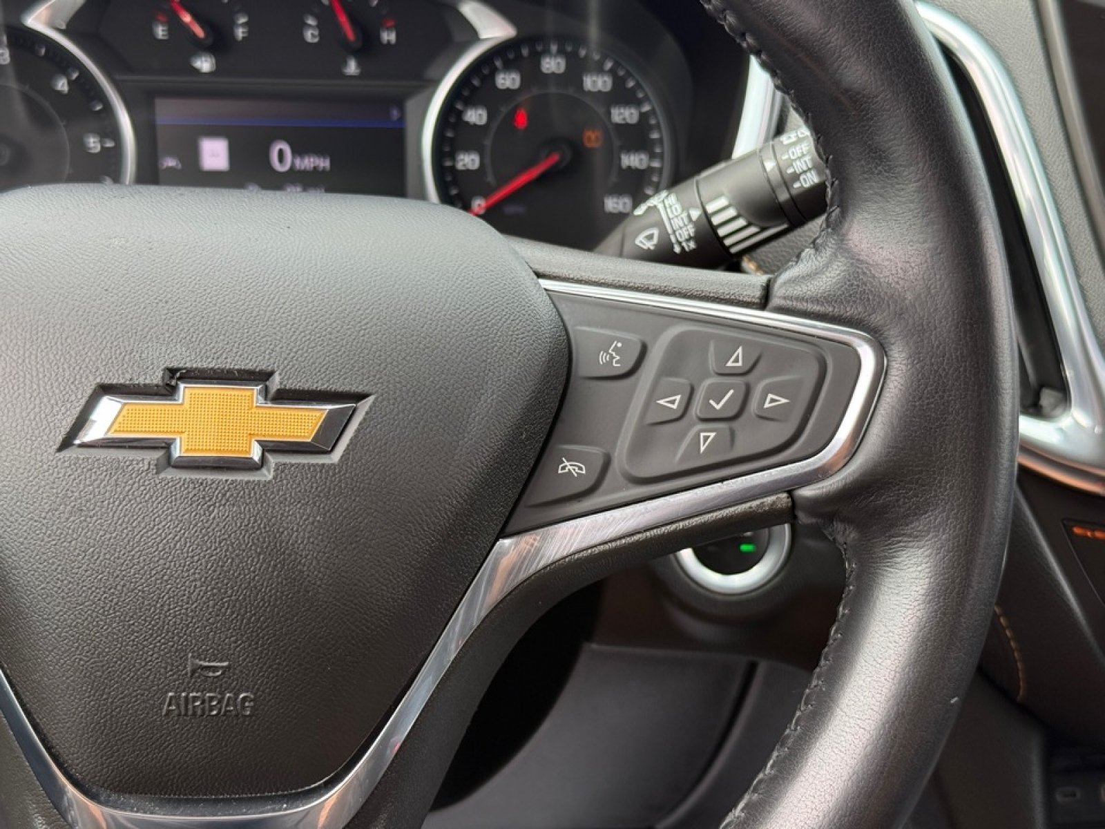 Used 2019 Chevrolet Equinox Premier FWD image 22