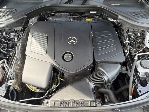 Used 2026 Mercedes-Benz GLC 300 4MATIC image 16