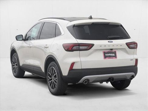 New 2025 Ford Escape SE w/ PHEV Premium Package image 9