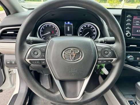 Used 2023 Toyota Camry LE FWD image 11