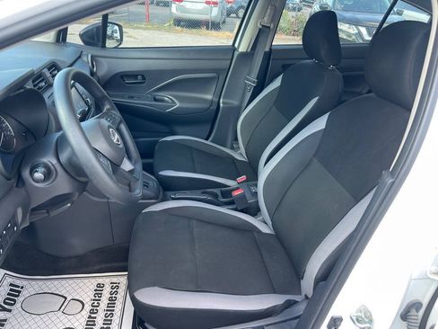 Used 2025 Nissan Versa S w/ Trunk Package FWD image 13