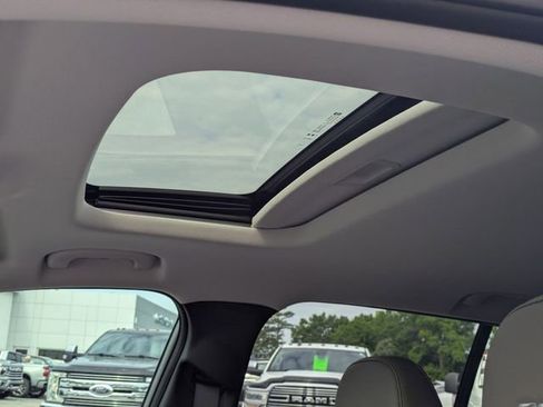 New 2026 Chevrolet Trax ACTIV w/ Sunroof Package FWD image 13