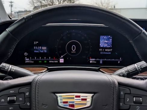 Used 2022 Cadillac Escalade ESV Sport Platinum w/ LPO, ONYX Package image 20