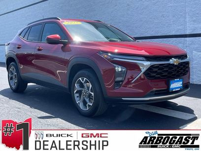 Used 2025 Chevrolet Trax LT