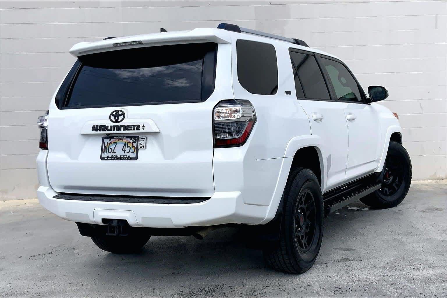 Used 2022 Toyota 4Runner SR5 Premium RWD image 22