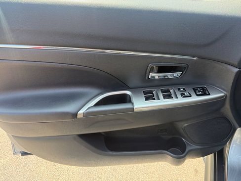 Used 2024 Mitsubishi Outlander Sport SE AWD/4WD image 26