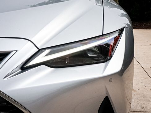 Used 2023 Lexus IS 300 w/ Comfort Package image 6