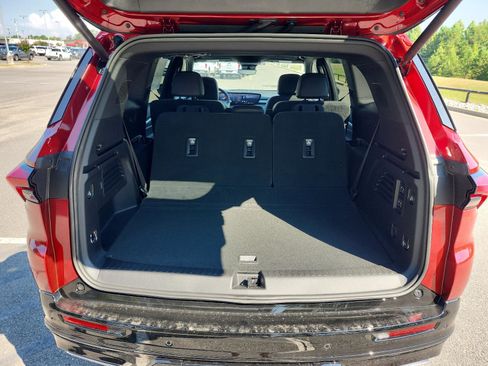 New 2026 Buick Enclave Sport Touring w/ Power Package image 9