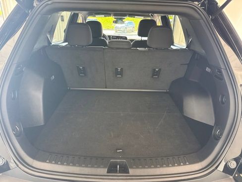 Used 2025 Chevrolet Equinox LT AWD/4WD image 16
