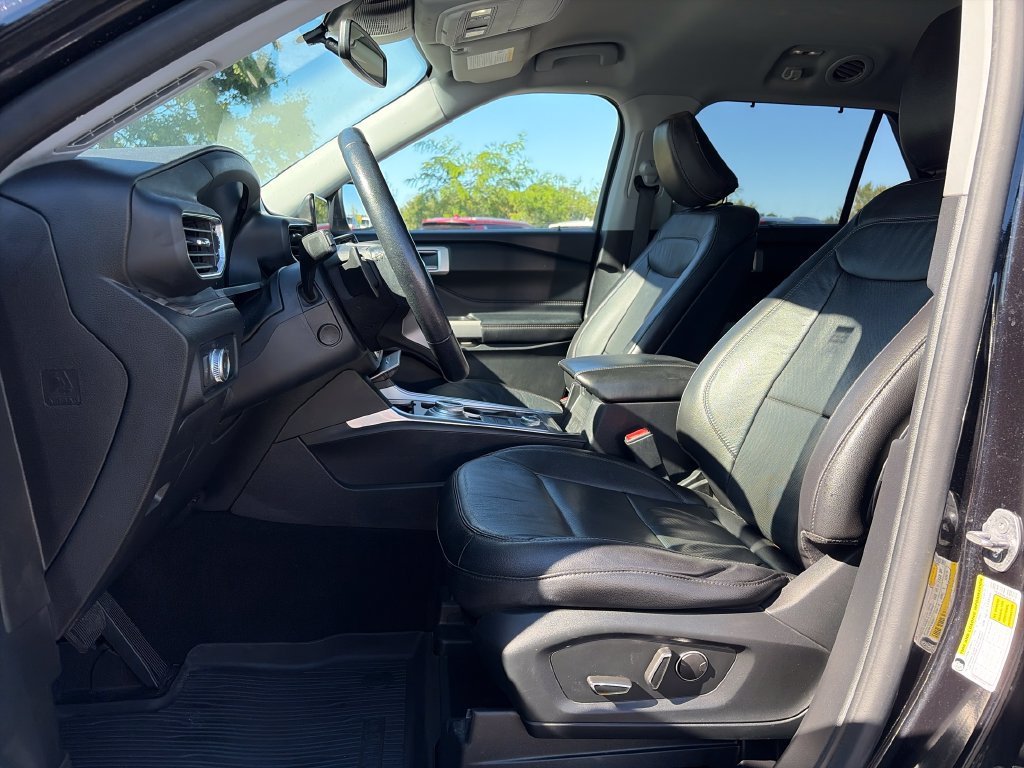 Used 2020 Ford Explorer Limited AWD/4WD image 16