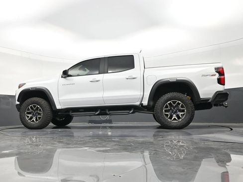 Used 2025 Chevrolet Colorado ZR2 AWD/4WD image 21