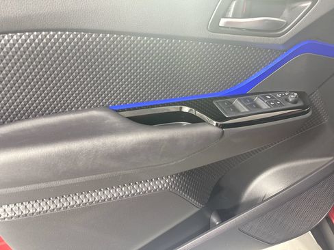 Used 2020 Toyota C-HR XLE FWD image 26