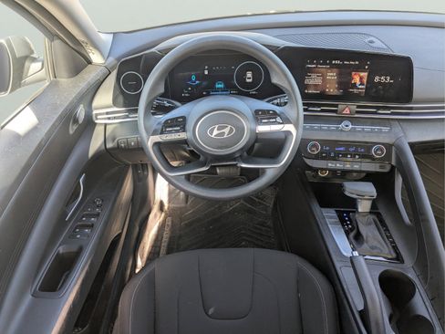 Certified 2024 Hyundai Elantra SEL FWD image 13